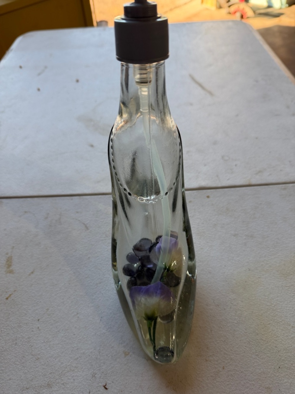 Vintage Rare Clear Glass Stiletto Shoe High Heels Soap Dispenser Pump Rocks